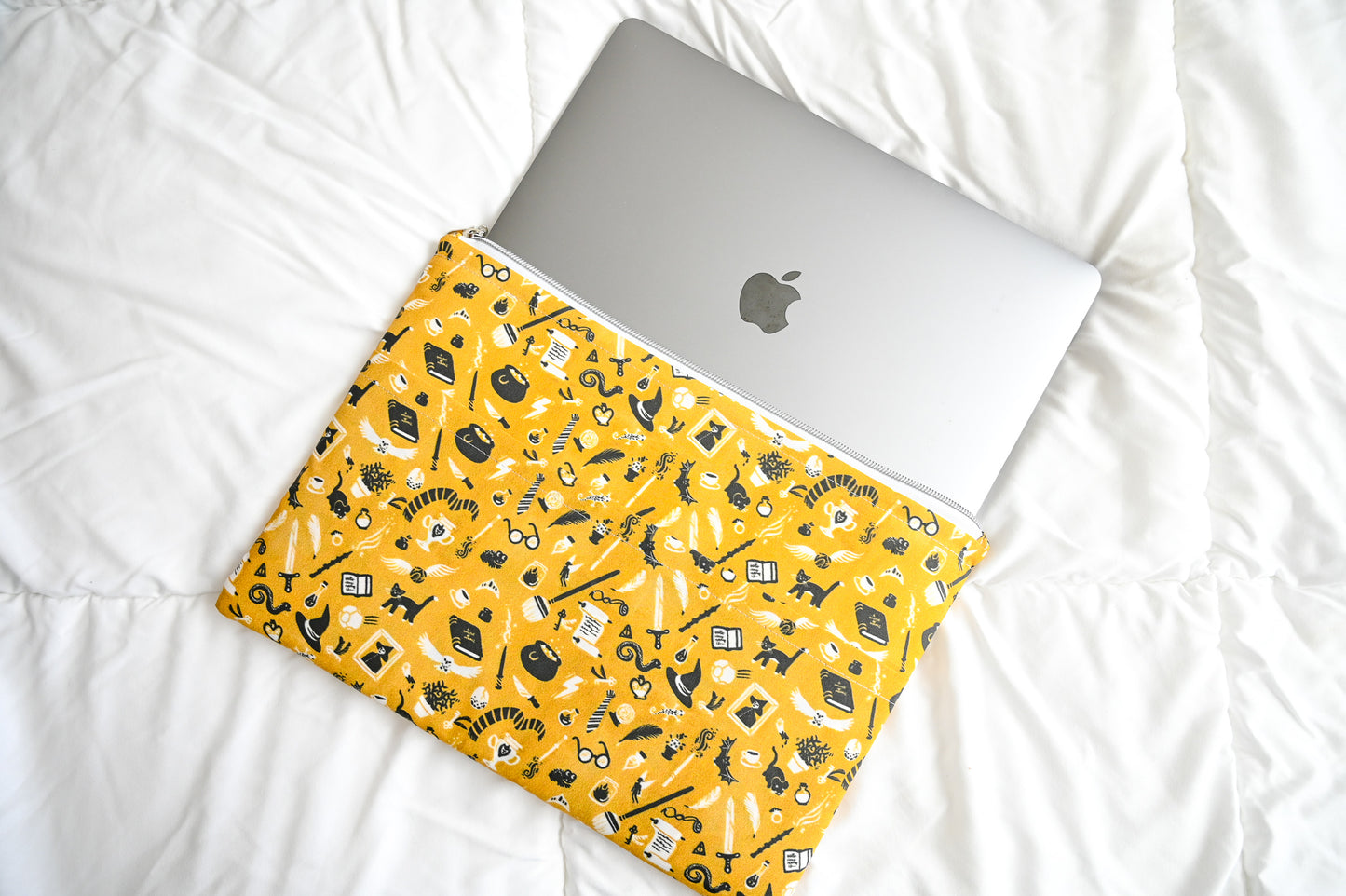 Magical Laptop Sleeve in Yellow 13inch