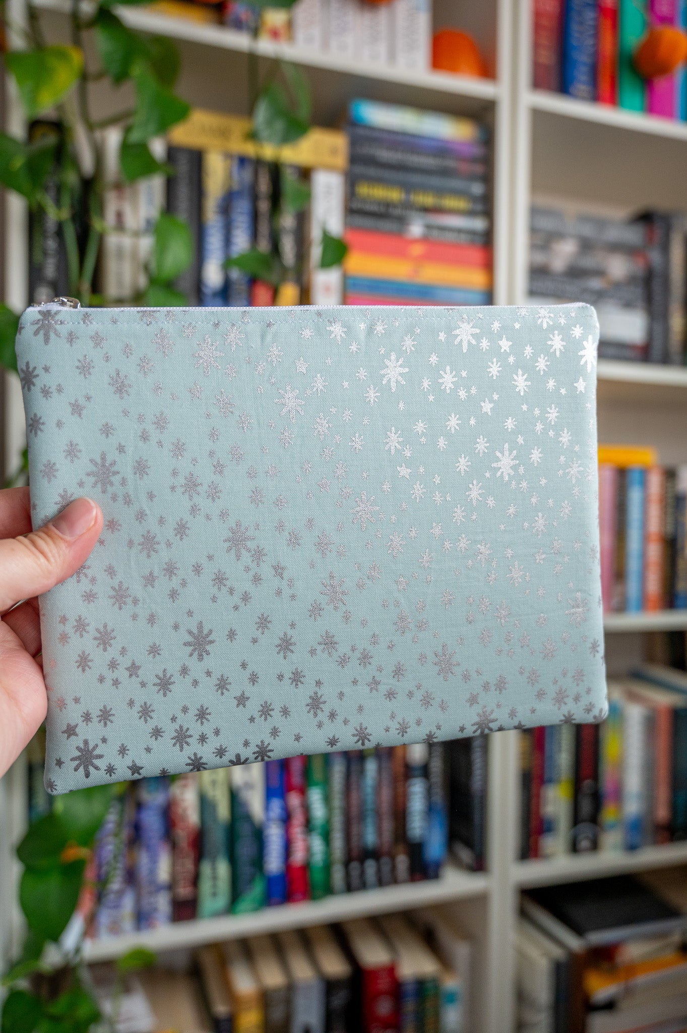 Silver Metallic Snowflakes Kindle Sleeve