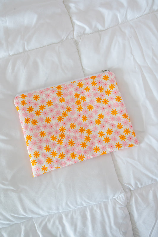 Daisies in Pink and Orange Quilted E-Reader Sleeve
