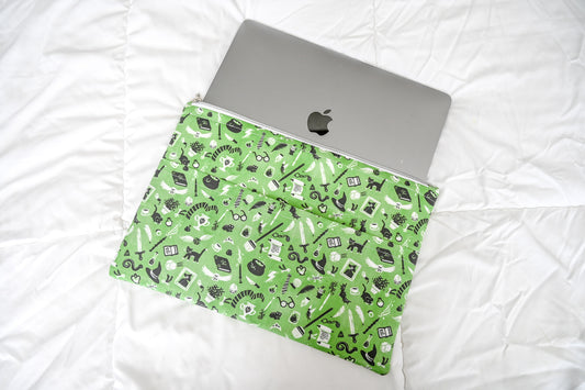 Magical Laptop Sleeve in Green 13inch